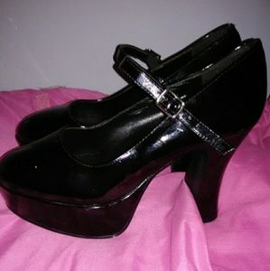 Funtasma high heels size 8.5